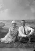 Enligt fotografens journal nr 5 1923-1929: 