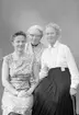 Inger Rode, , Ingeborg Enander och  Hulda Rode 1960