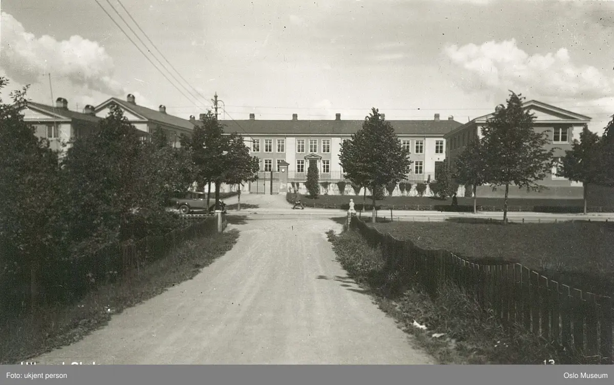 Ullevål skole, vei