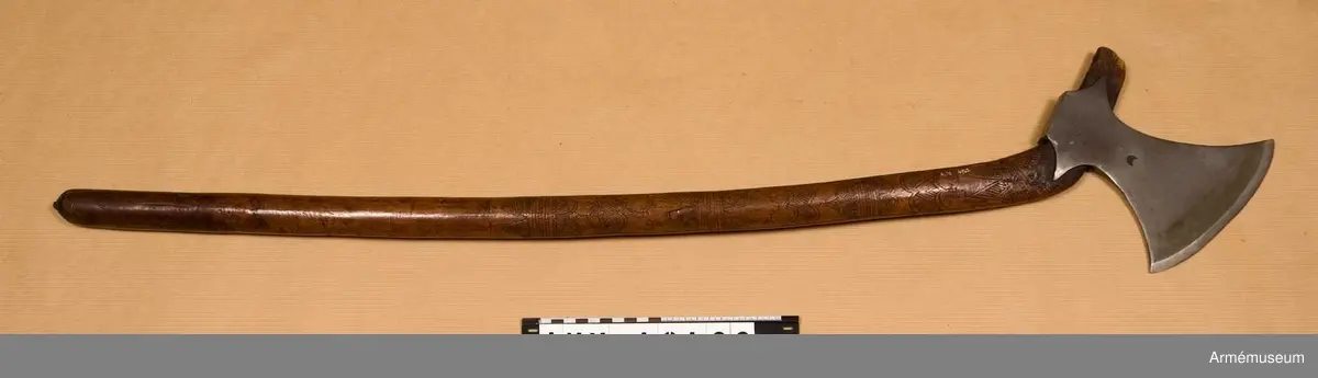 Grupp D I. 

Skaft med smiderier märkt Anders Veltlesen 1706.