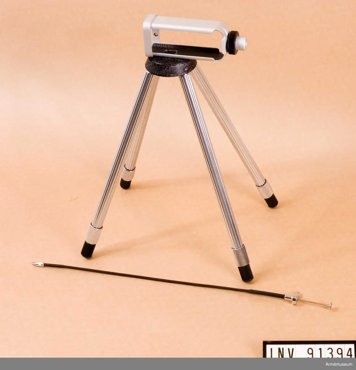 Kamerastativ till Minox B
Stativhuvud
Förpackning