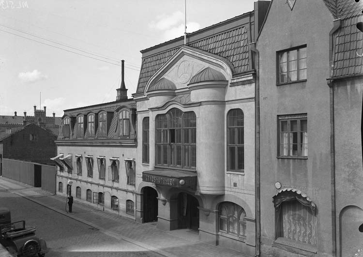 Uppgift enligt fotografen: "Uddevalla. Stadshotellet."