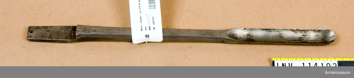 Borrsked, ca 23,0 mm. 1872.
Modellexemplar.