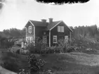 Gånstavägen 5 B, Bergvreten, Enköping, från nordöst, troligen 28 juni 1916