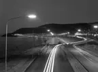 I september 1968 togs en bild från en delvis ny motorväg mellan Jönköping och Ödeshög. Sträckan fick namnet Vätternleden och ansågs vara en av Sveriges vackraste vägar. Intill vägen skymtar Kruthuset, som fick flyttas 17 m på grund av motorvägen.