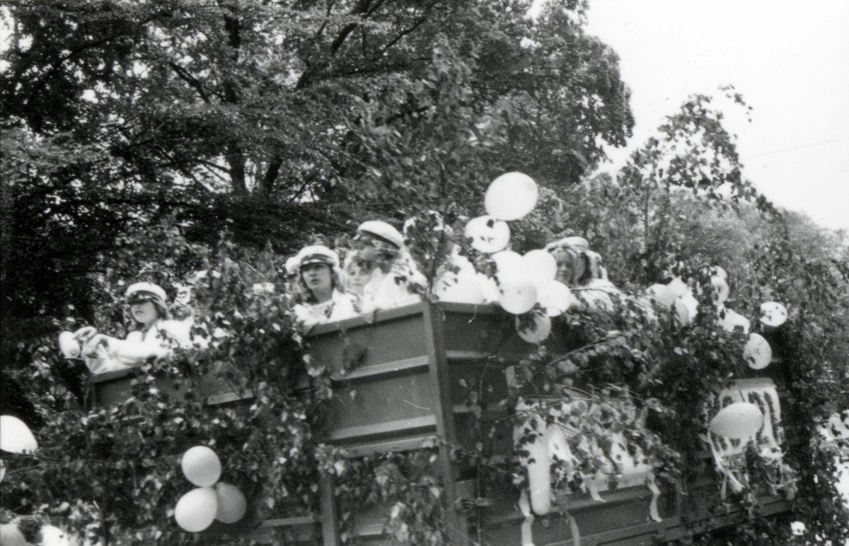 Studentavslutning vid Norre Katts park våren 1983.