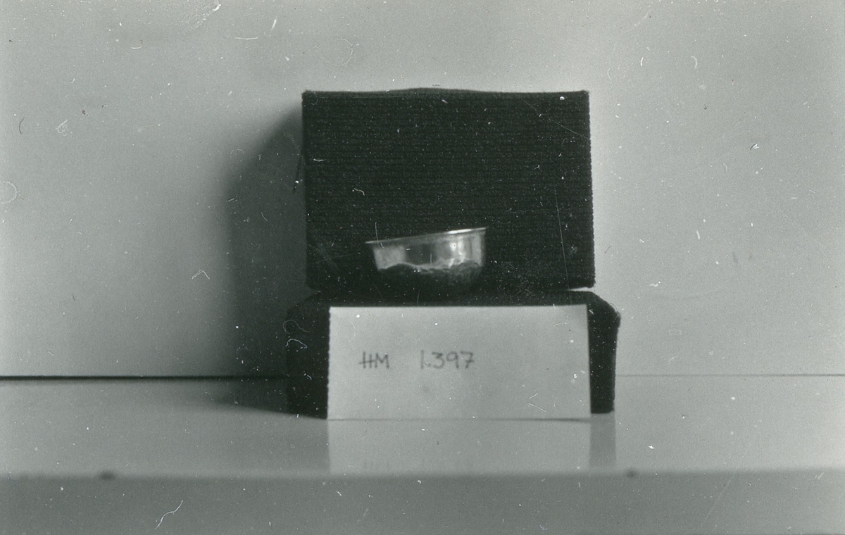 Varbergssilver ur museets samlingar.