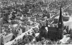 Sundsvall med GA kyrkan och Skolhusallén, flygfoto.