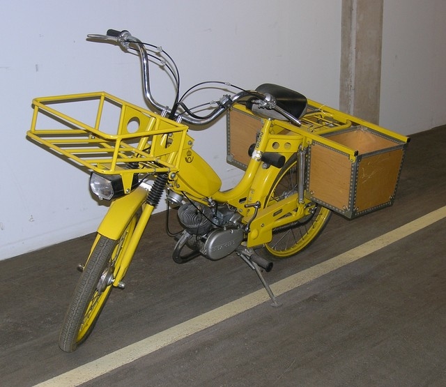 Moped -Postmuseum / DigitaltMuseum