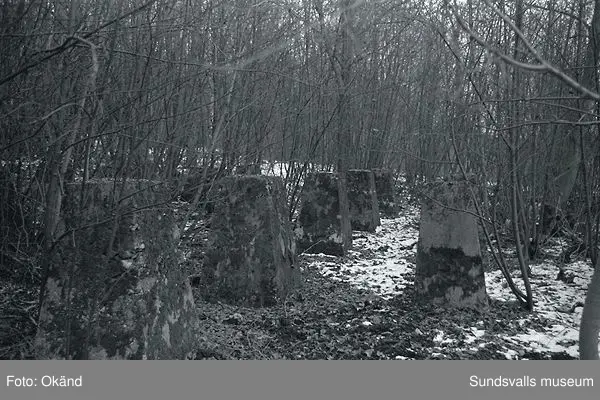 Järveds sågverk, herrgård, tank, tippvagn, pråm, plintar, m.m.