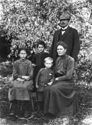 Familjen Scotte i Stretered år 1921. Johan Gustaf Johansson 
