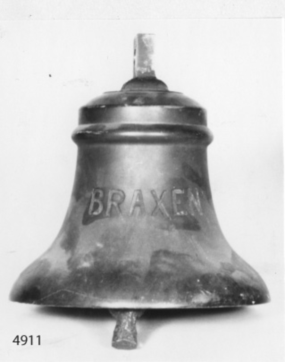 Skeppsklocka av brons. Märkning: Braxen.