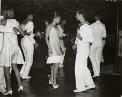 Älvsnabbens långresa 1966/67. Mottagning Pearl Harbor, Honol