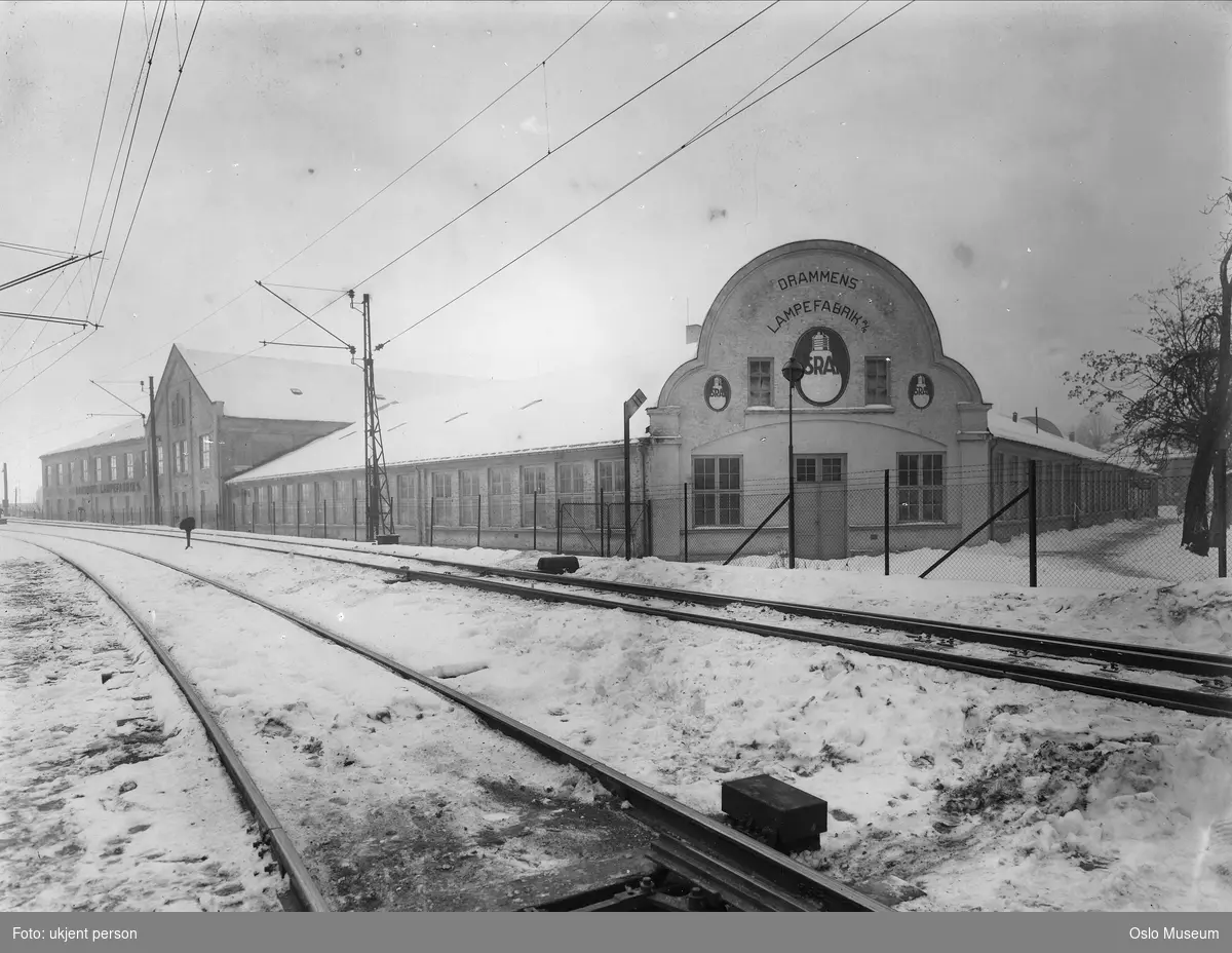 Drammens lampefabrikk, Osram-fabrikken, jernbanelinje, snø