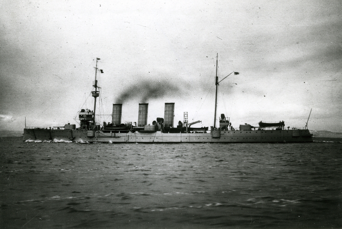 Kryssaren Fylgia i början på 1920-talet.