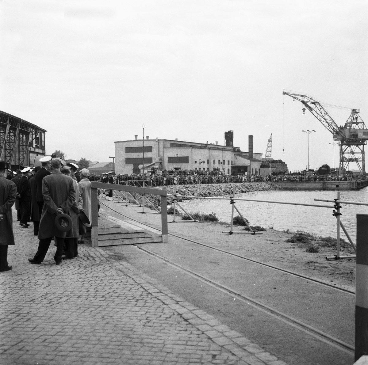 V21038