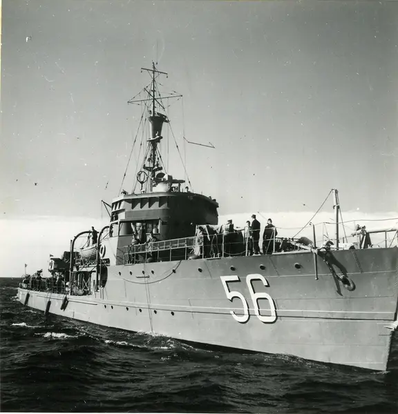 Byggd vid Eriksbergs varv i Göteborg. Sjösatt 1941.