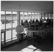 Bromma flygplats, restaurant
Interiör. Bild tagen inifrån ut.
