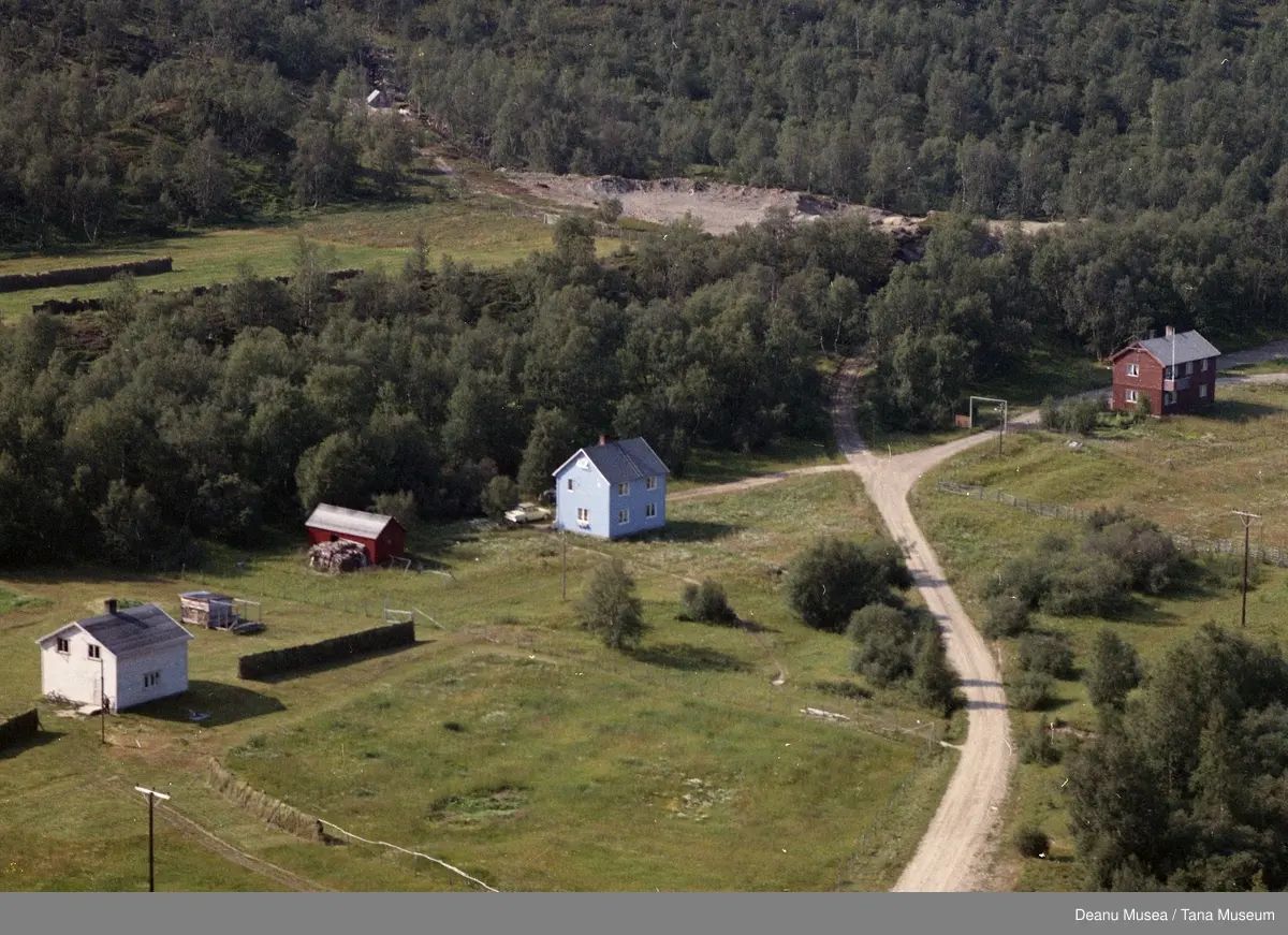 Fjellanger Widerøe flyfoto, Tana Kommune