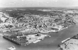 Greaker Cellulosefabrik, Greåker i Tune.