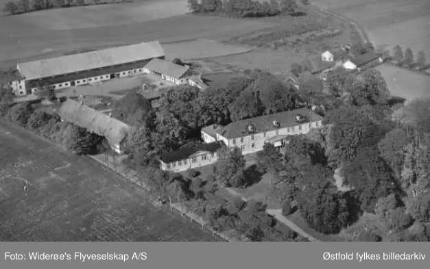 gårdsbruk, Værne Kloster, skråfoto,