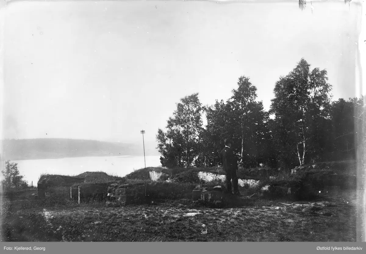 Mikaelskirken på Slottsfjellt i Tønsberg.