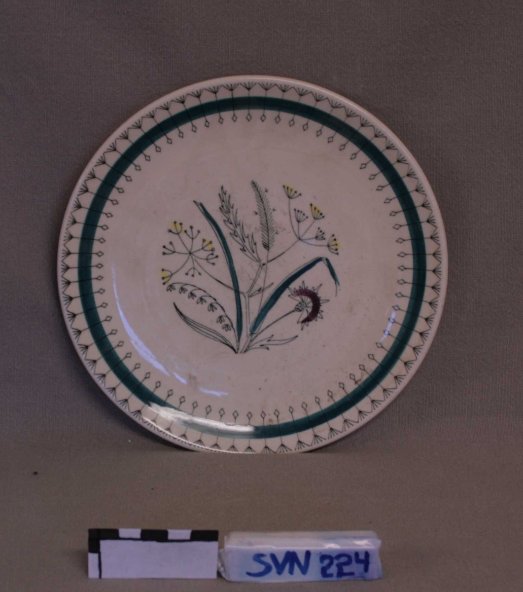 "Tiril" tegnet av Anne Lofthus, produsert i 1960 for Stavangeflint.