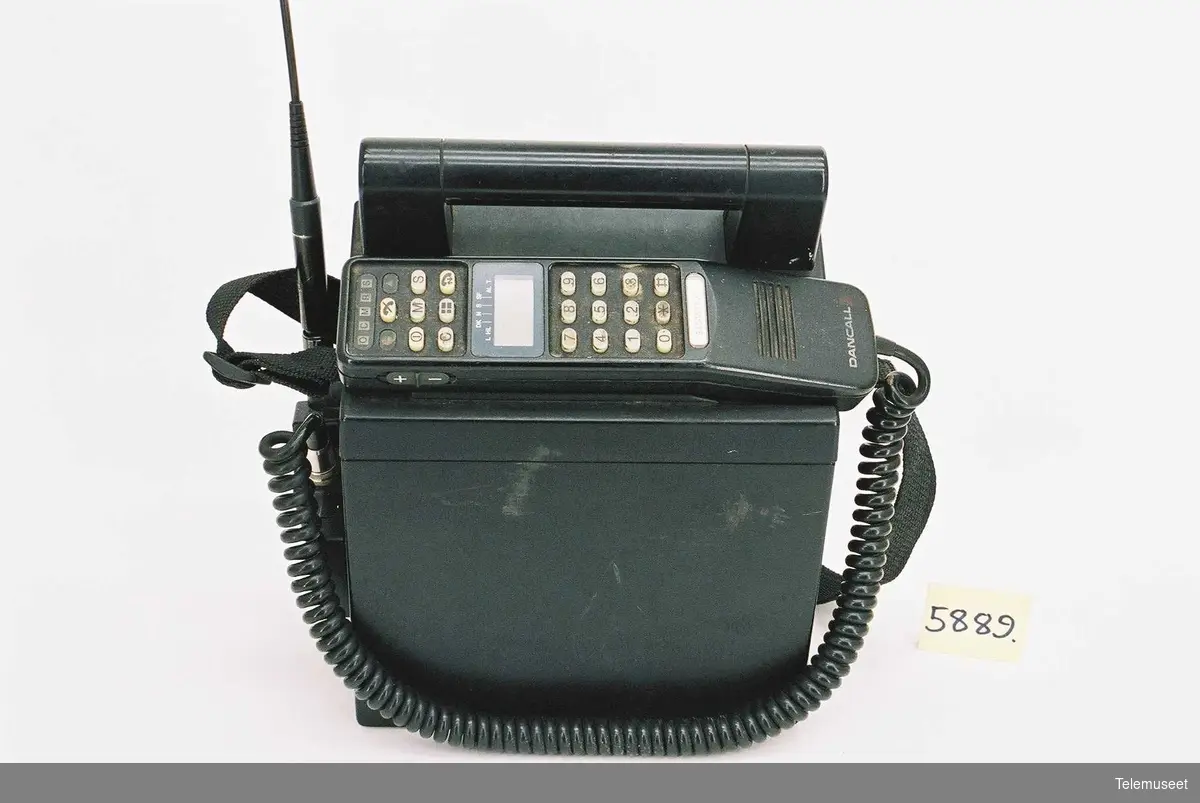 Mobiltelefon -Norsk Teknisk Museum / DigitaltMuseum