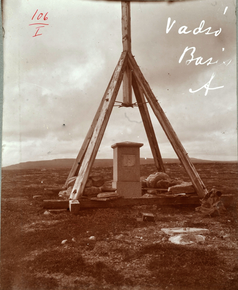GEODESI, Basismåling: Vadsø basis A.