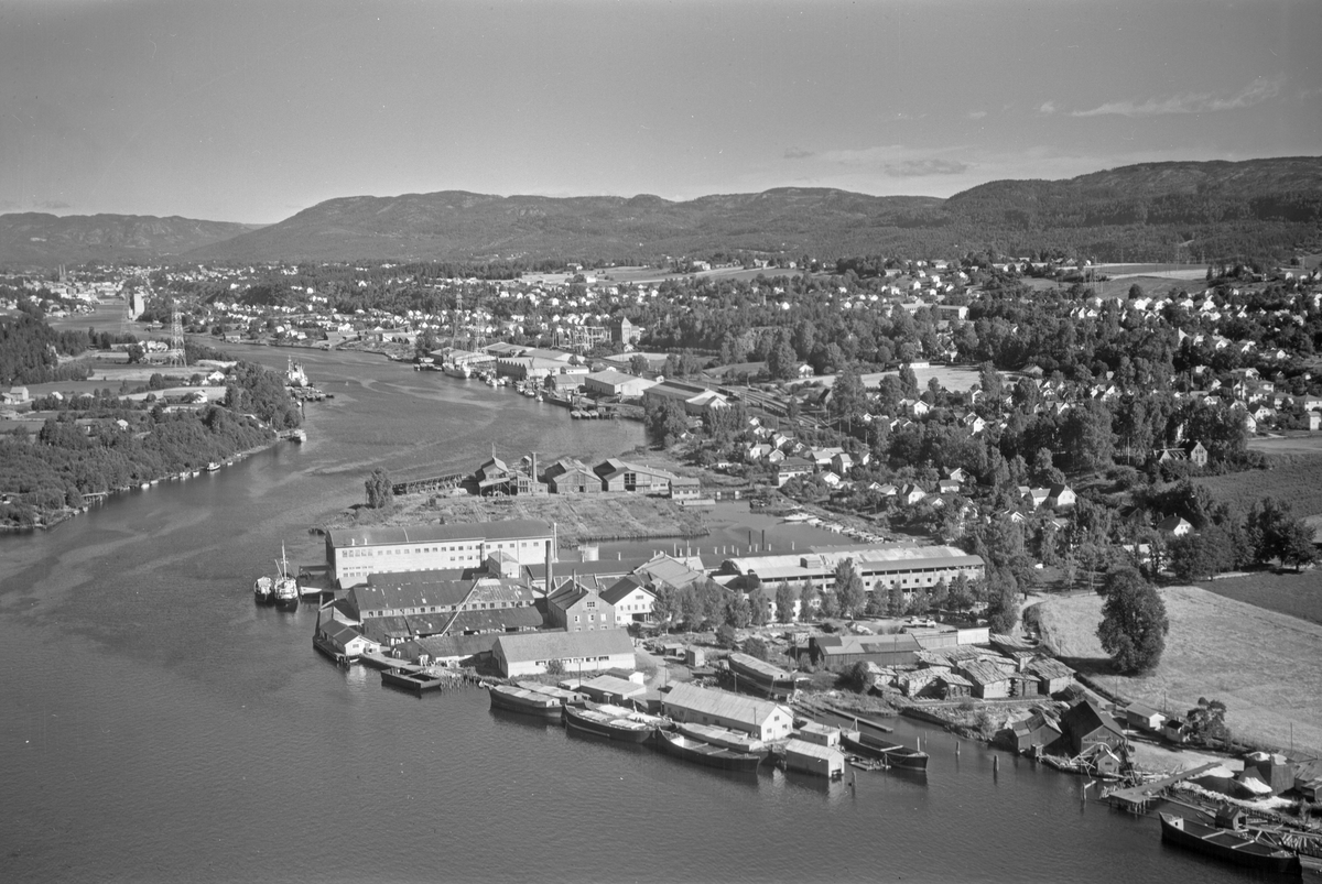 Ulike Widerø flyfoto fra Skien kommune, Borgestad og omegn 