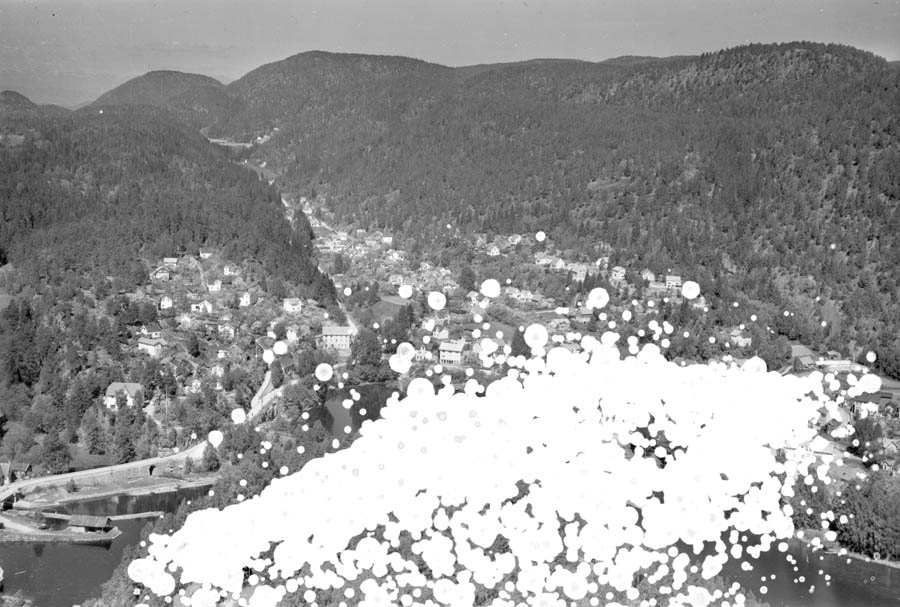 Ulike Widerø flyfoto fra Skien kommune, Skotfoss 