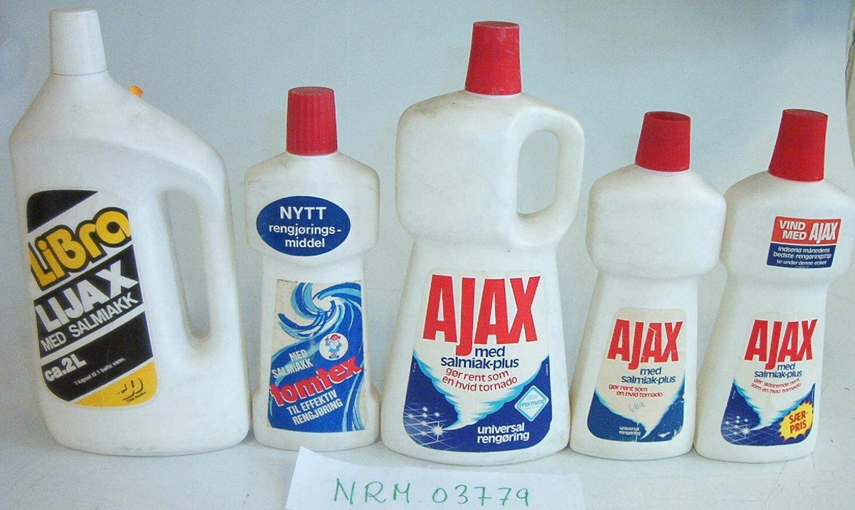 2 flasker Biotex spray fra Tomten
2 flasker Biospray fra Johnson
1 eske majones fra Mills
1 eske majones fra Den-ja
2 flasker ketchup fra Mills
1 flasker ketchup fra Idun
1 flaske klorin fra Lilleborg
2 flasker klorin fra Tomten
1 flaske balsamshampoo fra Midelfart
1 flaske balsamshampoo fra Gillette
1 boks morsmelktillegg fra Nestlé
1 boks morsmelktillegg fra Collett
1 ekske sjokolade fra Freia
1 ekske sjokolade fra Fazer
1 glass søtningsmiddel Tomten
1 glass søtningsmiddel Bayer Kjemi Lysaker
1 glass søtningsmiddel Erik Haugen 
1 este fullkornbrød fra Wasa
1 este fullkornbrød fra Vestfold Flatbrødfabrikk
4 pakker kalorifattig sjokopulver fra Grete Roede
3 pakker kalorifattig sjokopulver fra Confecta
2 bokser kattemat Fristis fra Riber & Sønn Bergen
2 bokser kattemat Knaskis fra Master Foods
3 flasker Ajax fra Colgate Palmolive
1 flaske rengjøringsmiddel fra Tomten
1 flaske Lijax fra TD Buvika
