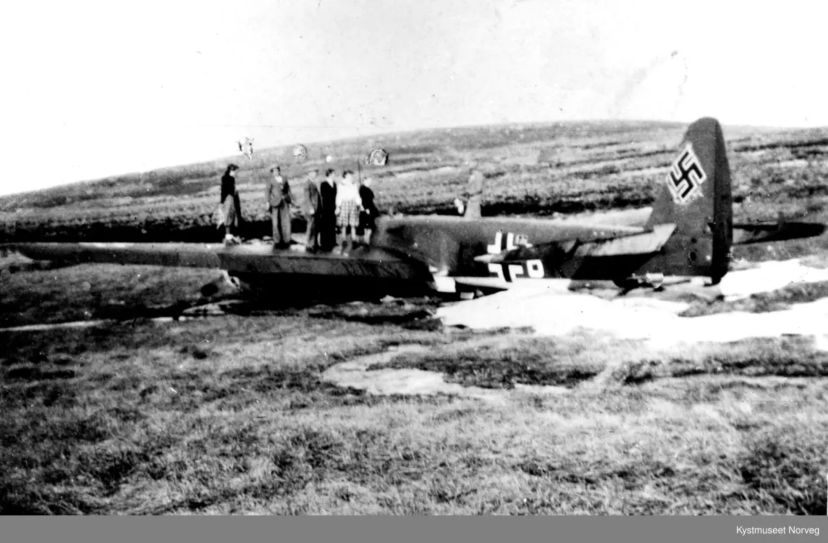 Selje kommune, nødlanding av et tysk "Heinkel" bombefly