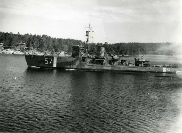 HMS SANDÖN under gång år 1944.