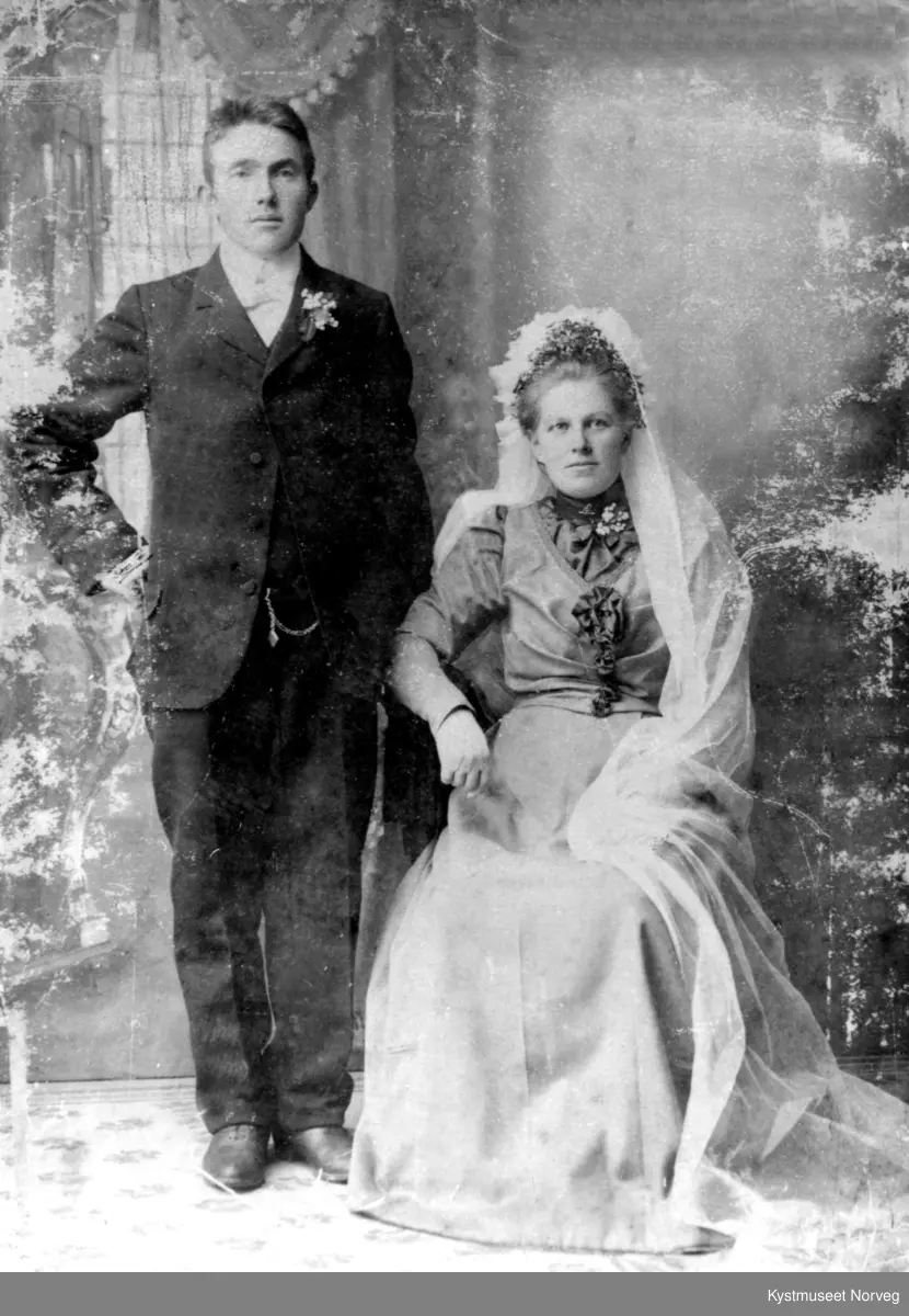 Brudeparet Erikka Fjukstadstrand Myhre og Harald Myhre