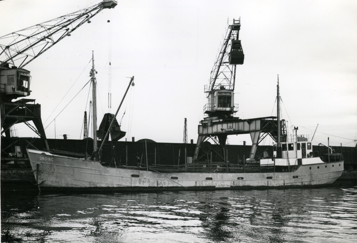 Ägare:/1928-58/: Klaus Hinrich Suhr. Hemort: Hamburg.