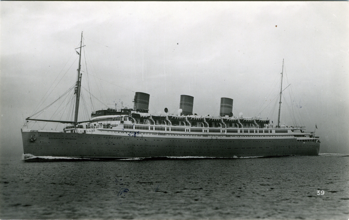 Copyright and Published by real Photographs Co, 9 Union Court, Liverpool 2.