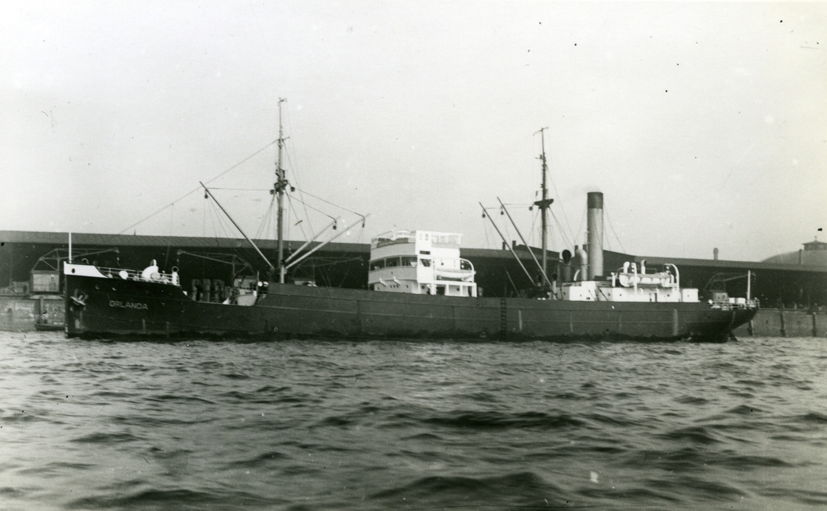 Ägare:/1936-45/: Argo Reederei Richard Adler & Co. Hemort: Bremen.