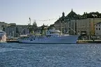 [Text diaram:] STH GAMLA STAN SKEPPSBRON NORGES KONGELIGE YACHT 