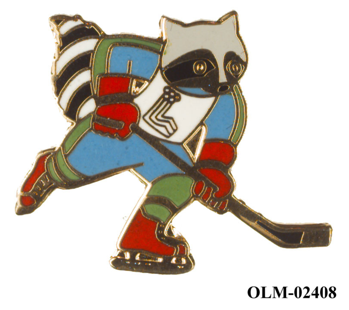 Merke med nål og form som og motiv av maskoten for de olympiske vinterleker i Lake Placid i 1980, vaskebjørnen Roni, som spiller ishockey.