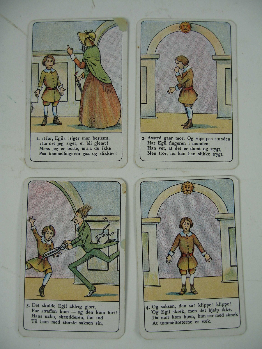 Kortstokk med 32 kort. Baksiden er lys blå, mens forsiden har en tegning og tekst med vers og nummerert 1 til 4. Fire kort hører sammen, de danner til sammen en historie, som til dels er meget oppdragende. Kortstokken ligger i et omslag med spilleregler som i sin tur ligger i en eske merket Busteper og Kristiania N W Damm & Søn.Kortstokken kostet kr 1,50.