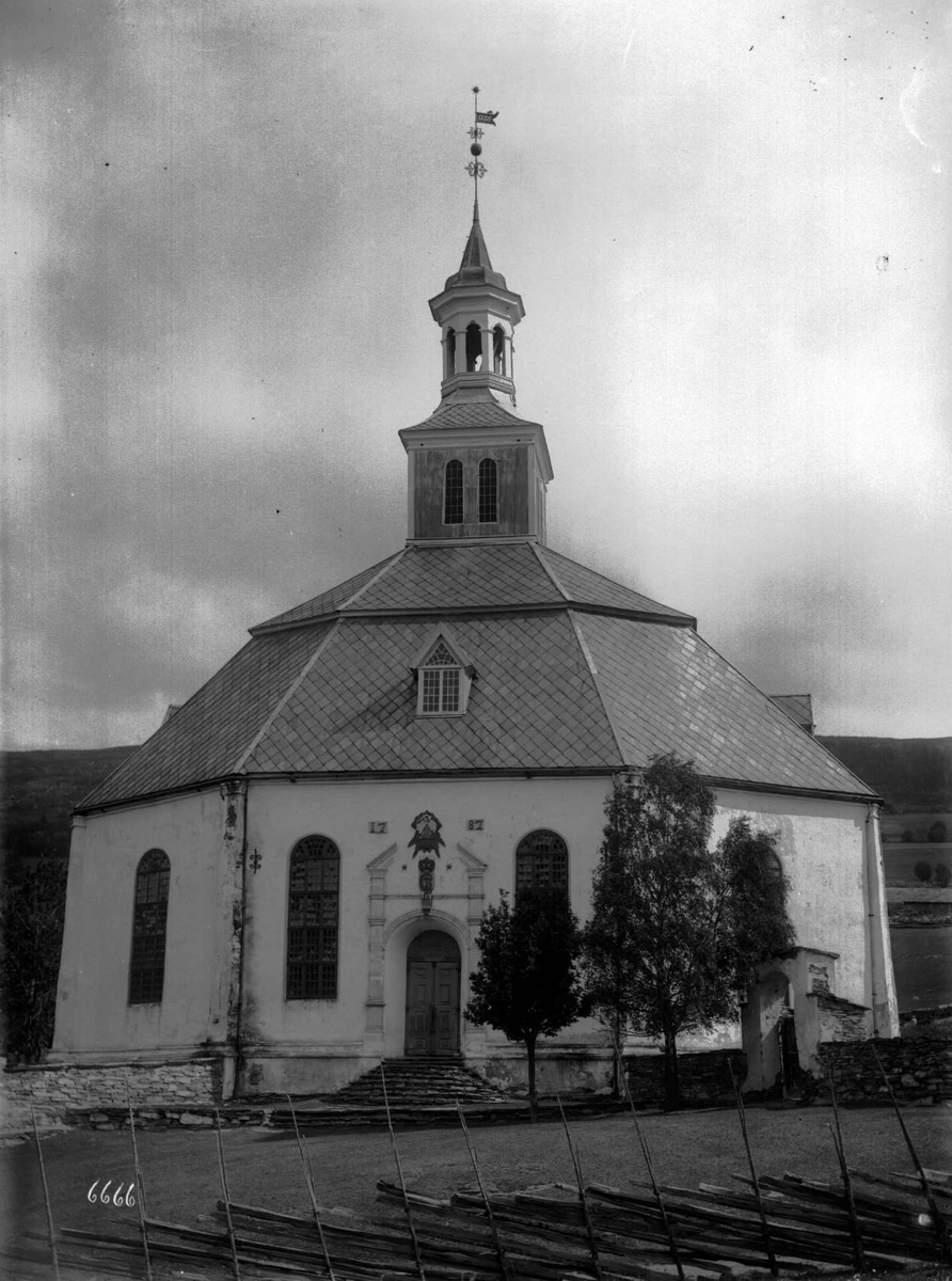 Sør-Fron kirke. 6/7-1902