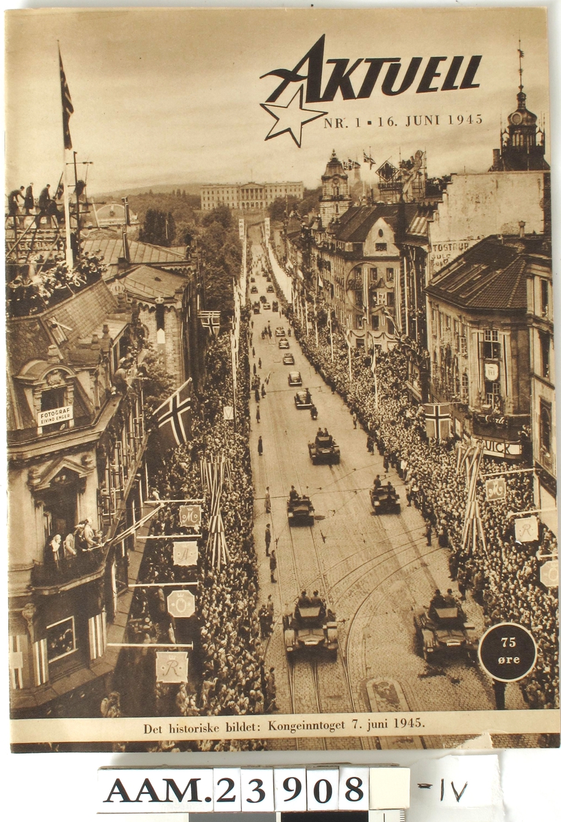 Karl Johans gt. i fest,  kongeinntoget   7.juni 1945