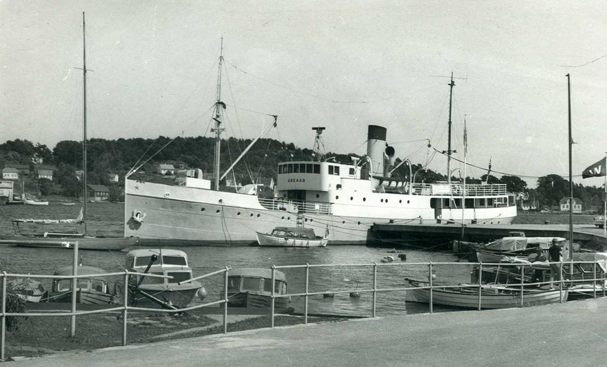 Fartøybilder fra Agder 

Navn: Askaas
Kjennetegn: Ukjent
Type: D/S
Bygget: Ukjent
Hjemmehavn: Ukjent
Eier: Ukjent
Drektighet: Ukjent
Kilde: Ukjent
Arkivref.: Fartøybilder boks 7, AAA jnr 808-1968
Tekst: Foto tatt i Grimstad