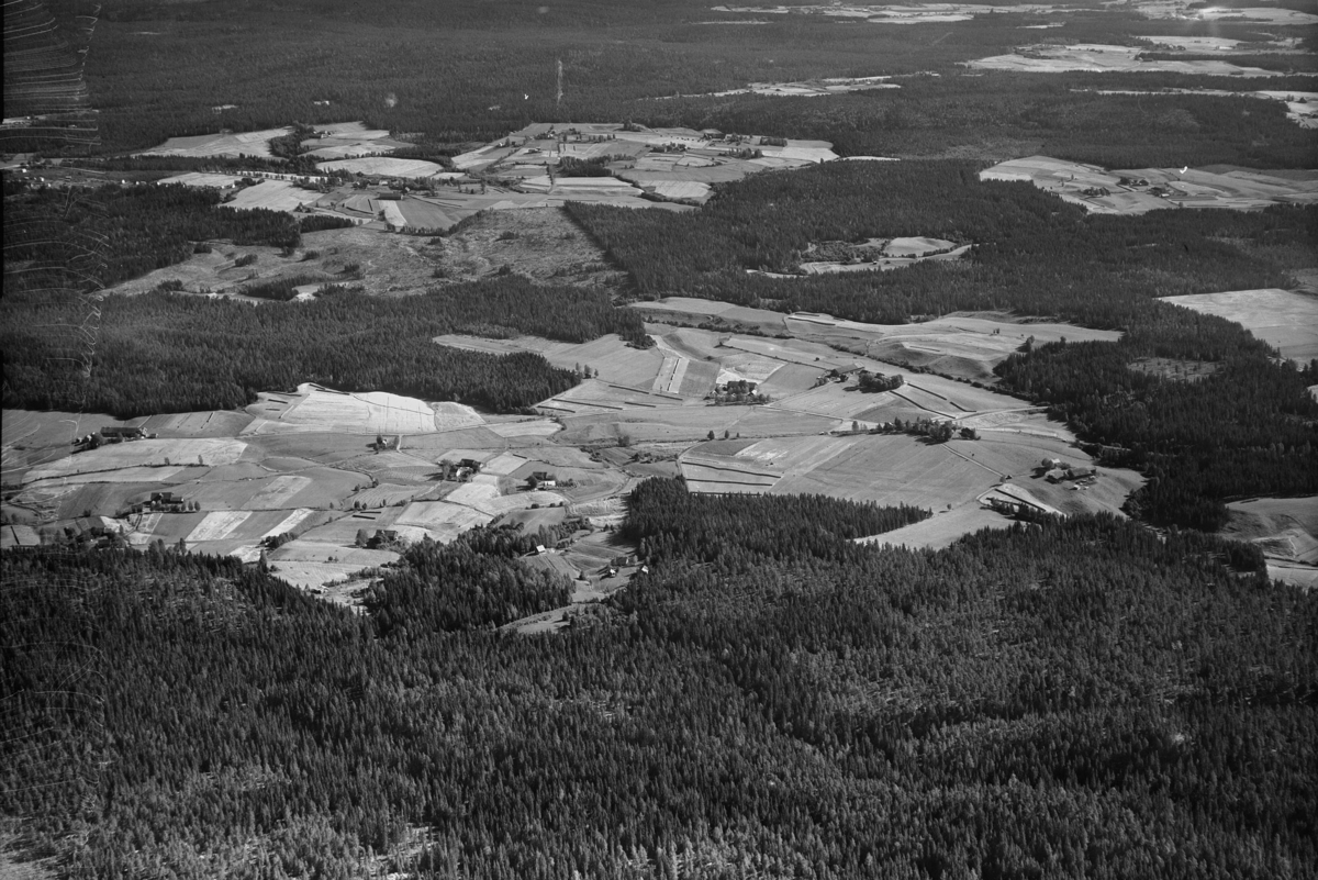 KVEVLI OG HOGSETH LANDSKAP