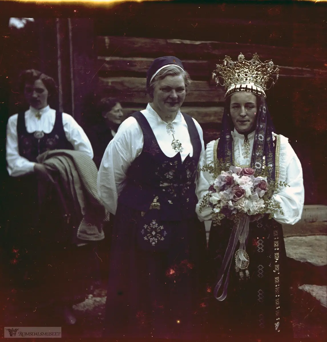 Bryllup i Kapellet på Romsdalsmuseet.