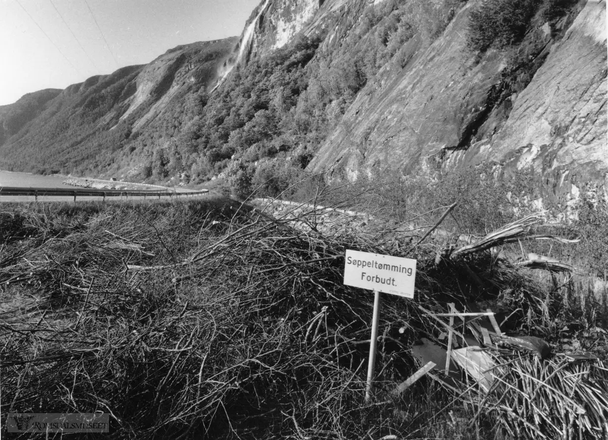 "Søppelplass" Eresfjord..(Trykt i RB 22.06.1992)