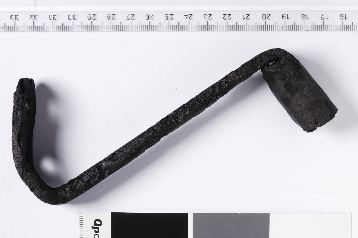 MALV: L. 105  ST. B. 23 MM