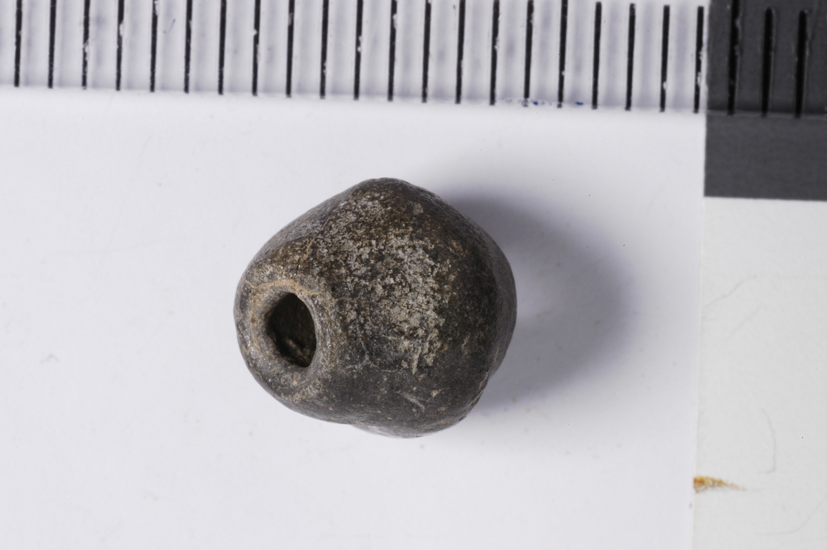 MALV: DIAM. 8 MM  T. 7 MM, BIKONISK