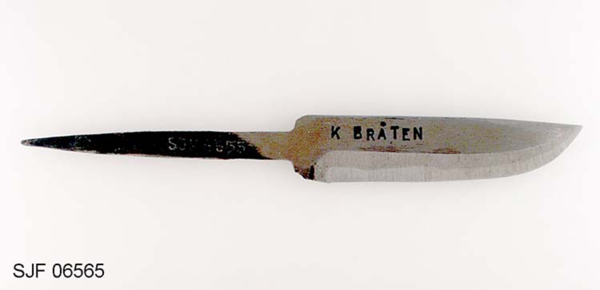 Ingen særskilt dekor